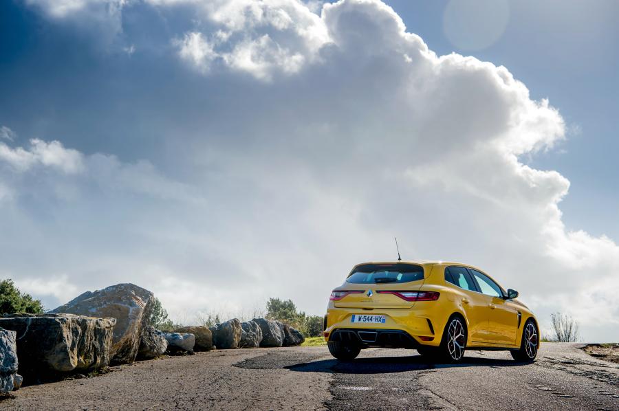  Renault Megane R.S. Trophy 2018 года  (WW) (фото 60 из 65)
